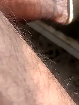 Snapshot of Saddam2332 chatting on November 3, 2025, 4:17 am Saddam2332 online show from November 3, 2025, 4:17 am