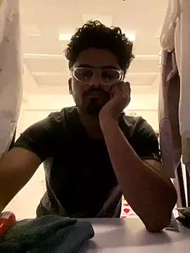 Snapshot of last_hope21 chatting on October 21, 2025, 9:30 am last hope21 online show from October 21, 2025, 9:30 am