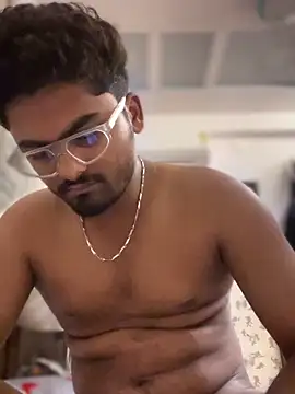 Snapshot of last_hope21 chatting on October 21, 2025, 9:36 pm last hope21 online show from October 21, 2025, 9:36 pm