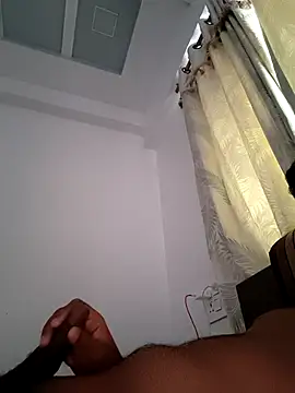 Snapshot of last_hope21 chatting on October 19, 2025, 10:07 am last hope21 online show from October 19, 2025, 10:07 am