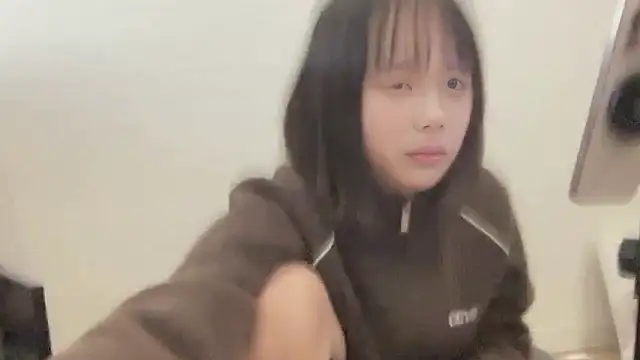 Snapshot of Mahocha1 chatting on November 21, 2025, 12:04 pm Mahocha1 online show from November 21, 2025, 12:04 pm