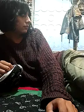 Snapshot of sophiasleepy1 chatting on November 16, 2025, 10:46 pm sophiasleepy1 online show from November 16, 2025, 10:46 pm