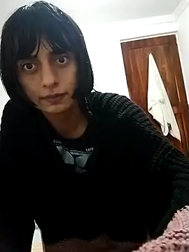 Snapshot of sophiasleepy1 chatting on October 24, 2025, 12:37 pm sophiasleepy1 online show from October 24, 2025, 12:37 pm