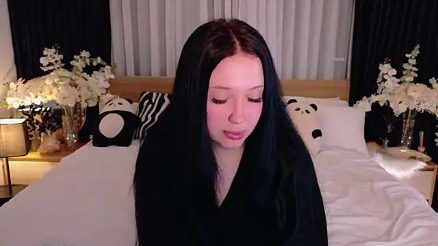 Snapshot of Felicia_Herceg chatting on November 13, 2025, 7:40 pm Felicia Herceg online show from November 13, 2025, 7:40 pm