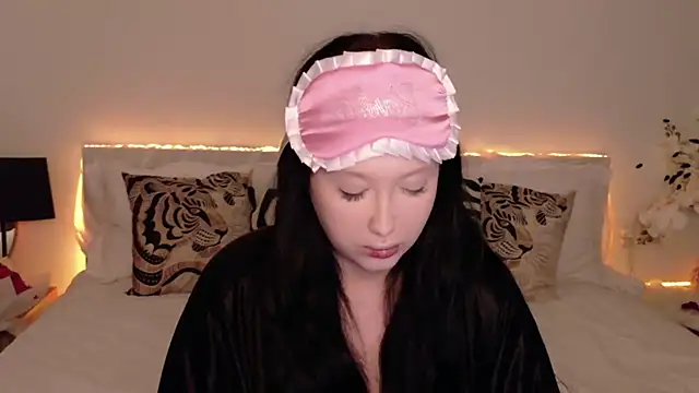 Snapshot of Felicia_Herceg chatting on October 30, 2025, 7:44 pm Felicia Herceg online show from October 30, 2025, 7:44 pm