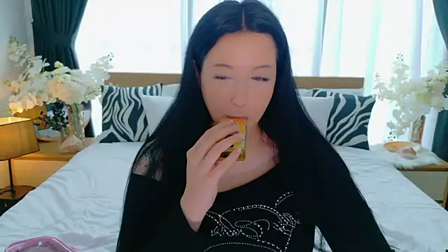 Snapshot of Felicia_Herceg chatting on November 20, 2025, 6:47 am Felicia Herceg online show from November 20, 2025, 6:47 am