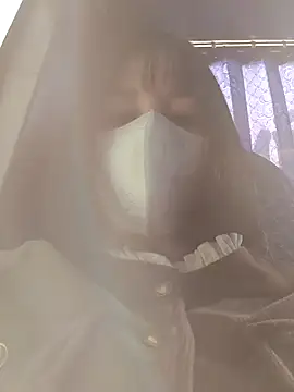 Mina-02 online show from November 28, 2025, 7:52 am