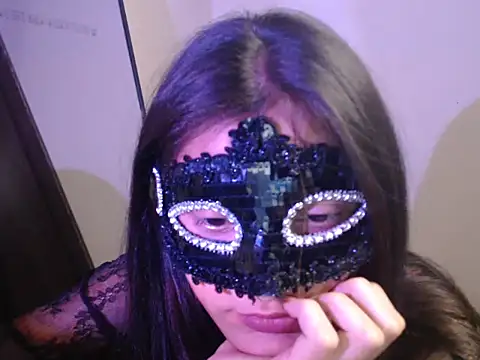 Hottie hania online show from November 5, 2025, 3:59 pm