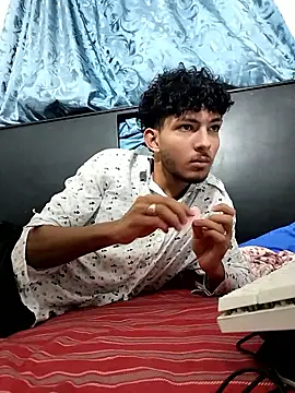 LyliaWood online show from January 9, 2026, 12:28 am