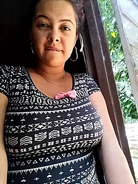 Snapshot of AfroditaSweet@xh chatting on February 8, 2026, 5:43 pm AfroditaSweetxh online show from February 8, 2026, 5:43 pm