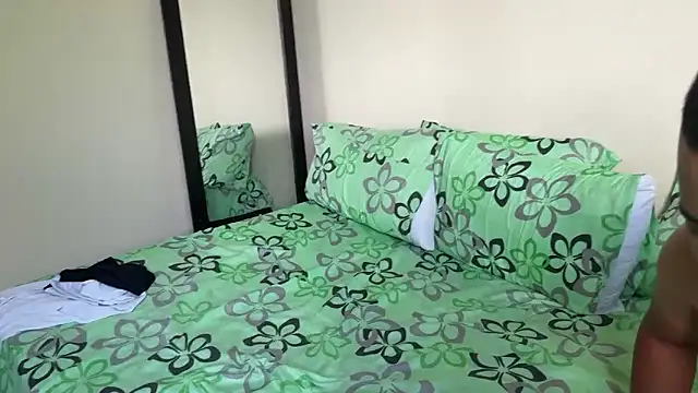 Dulce765b online show from October 20, 2025, 10:10 pm