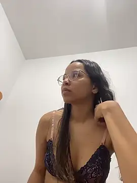 Bab Angel online show from November 27, 2025, 10:32 pm