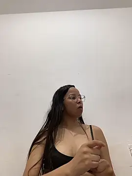 Bab Angel online show from November 9, 2025, 11:42 pm