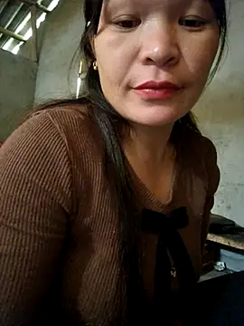 chipu06 online show from December 5, 2025, 5:28 am