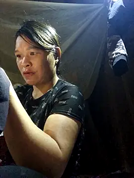 chipu06 online show from October 20, 2025, 3:08 am