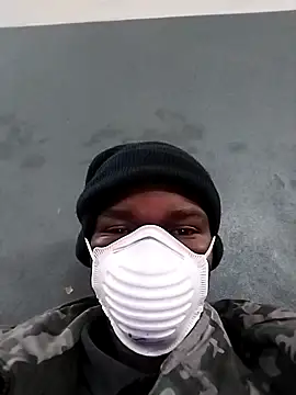 Snapshot of loVbRo1 chatting on October 28, 2025, 10:52 pm loVbRo1 online show from October 28, 2025, 10:52 pm