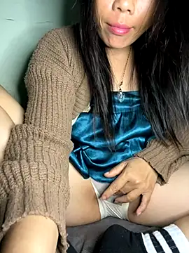 Winny-sexy online show from December 2, 2025, 3:36 pm