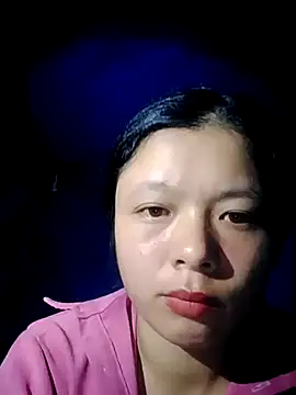 lisa-bae00 online show from October 20, 2025, 3:23 pm