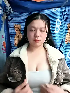 lisa-bae00 online show from January 10, 2026, 11:49 am