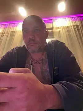 gitanoMad online show from April 1, 2026, 10:07 pm