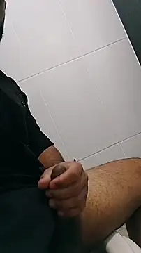 Sfdocom online show from November 20, 2025, 7:14 pm