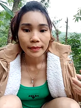 Bear bear0 online show from November 2, 2025, 12:59 am