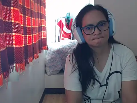 Kinkybela2025 online show from May 21, 2026, 12:41 am