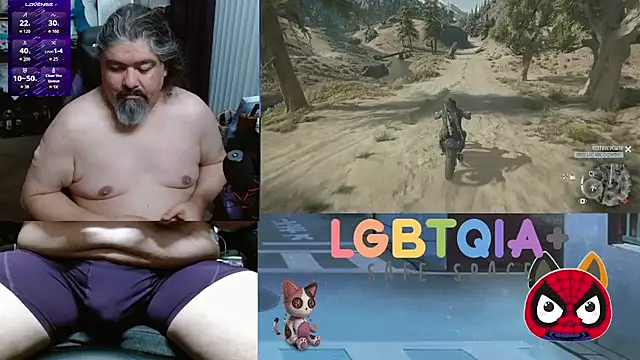 geekycastillo online show from October 31, 2025, 5:04 am