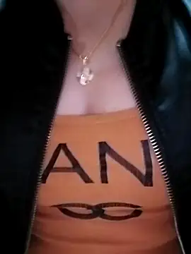 Snapshot of Minmin688 chatting on October 31, 2025, 10:23 am Minmin688 online show from October 31, 2025, 10:23 am