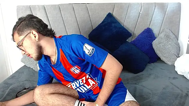 Snapshot of Zac_Golden chatting on October 24, 2025, 5:28 am Zac Golden online show from October 24, 2025, 5:28 am