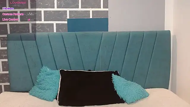 Snapshot of Zac_Golden chatting on December 1, 2025, 12:33 am Zac Golden online show from December 1, 2025, 12:33 am