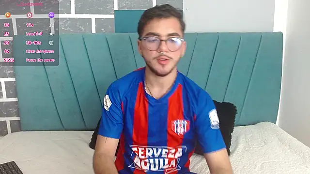 Snapshot of Zac_Golden chatting on November 23, 2025, 11:59 pm Zac Golden online show from November 23, 2025, 11:59 pm