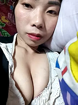 Snapshot of mekaka00 chatting on February 10, 2026, 1:54 pm mekaka00 online show from February 10, 2026, 1:54 pm