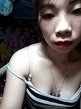 Snapshot of mekaka00 chatting on February 22, 2026, 9:27 pm mekaka00 online show from February 22, 2026, 9:27 pm