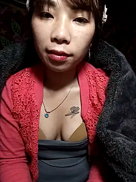 Snapshot of mekaka00 chatting on February 19, 2026, 8:33 am mekaka00 online show from February 19, 2026, 8:33 am