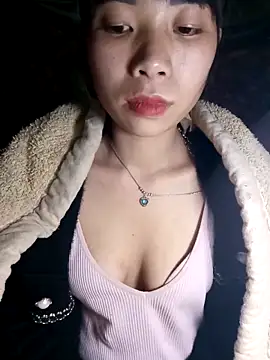 Snapshot of mekaka00 chatting on December 22, 2025, 2:39 pm mekaka00 online show from December 22, 2025, 2:39 pm