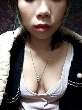 Snapshot of mekaka00 chatting on December 21, 2025, 3:14 pm mekaka00 online show from December 21, 2025, 3:14 pm