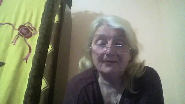 AmyLove353 online show from March 26, 2026, 9:46 pm