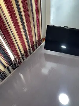 Violeet-Smith online show from February 16, 2026, 4:49 pm