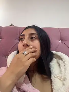 Violeet-Smith online show from February 8, 2026, 5:43 pm