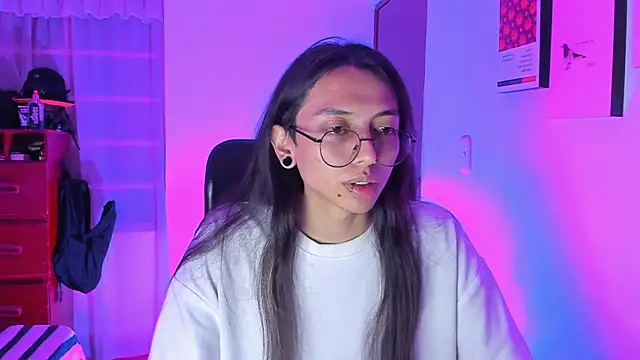  Astrea  online show from February 21, 2026, 1:18 am