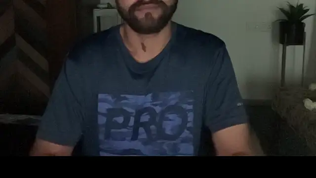 Snapshot of MakeMeAwareAah chatting on November 28, 2025, 3:23 pm MakeMeAwareAah online show from November 28, 2025, 3:23 pm