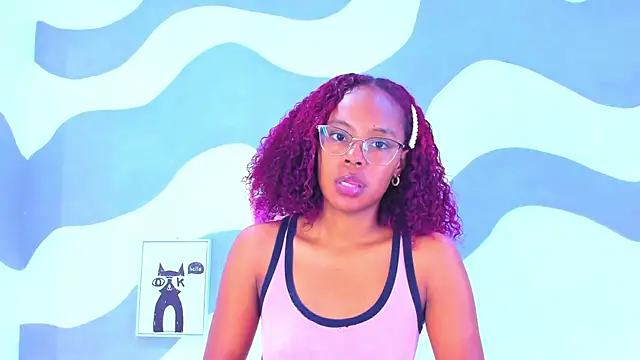 Snapshot of VIOLETA-28 chatting on December 18, 2025, 1:26 pm VIOLETA-28 online show from December 18, 2025, 1:26 pm