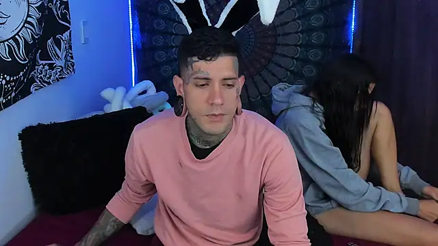 Snapshot of cleoo_jhonny chatting on November 7, 2025, 6:51 am cleoo jhonny online show from November 7, 2025, 6:51 am