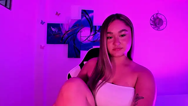 Snapshot of Soouf_ chatting on January 9, 2026, 11:55 pm Soouf online show from January 9, 2026, 11:55 pm