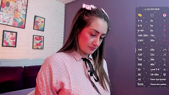 Snapshot of Sofia__Stk chatting on February 4, 2026, 3:34 am Sofia Stk online show from February 4, 2026, 3:34 am