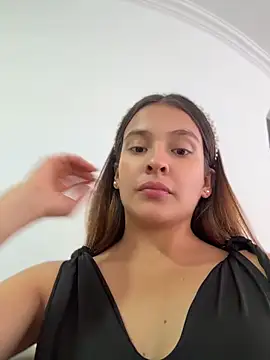 Talia Bonet online show from April 16, 2026, 4:30 pm