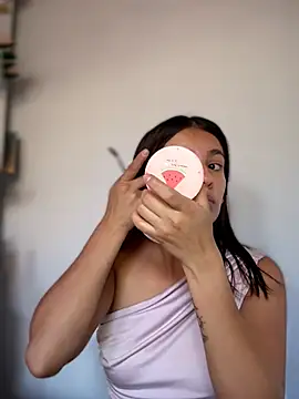 Talia Bonet online show from January 17, 2026, 1:47 pm