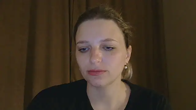 ElisSky301 online show from March 14, 2026, 12:49 am