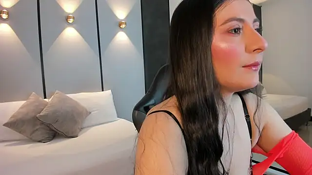 Snapshot of mia_collins96 chatting on April 19, 2026, 2:23 am mia collins96 online show from April 19, 2026, 2:23 am